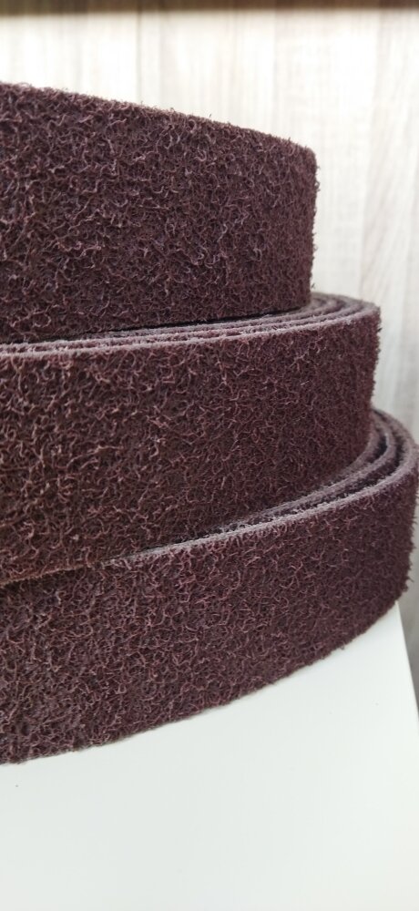 Шлифовальная лента для гриндера из нетканного полотна Jianda abrasive (скотч брайт) 50х1250 Р400 1шт. — фото 2
