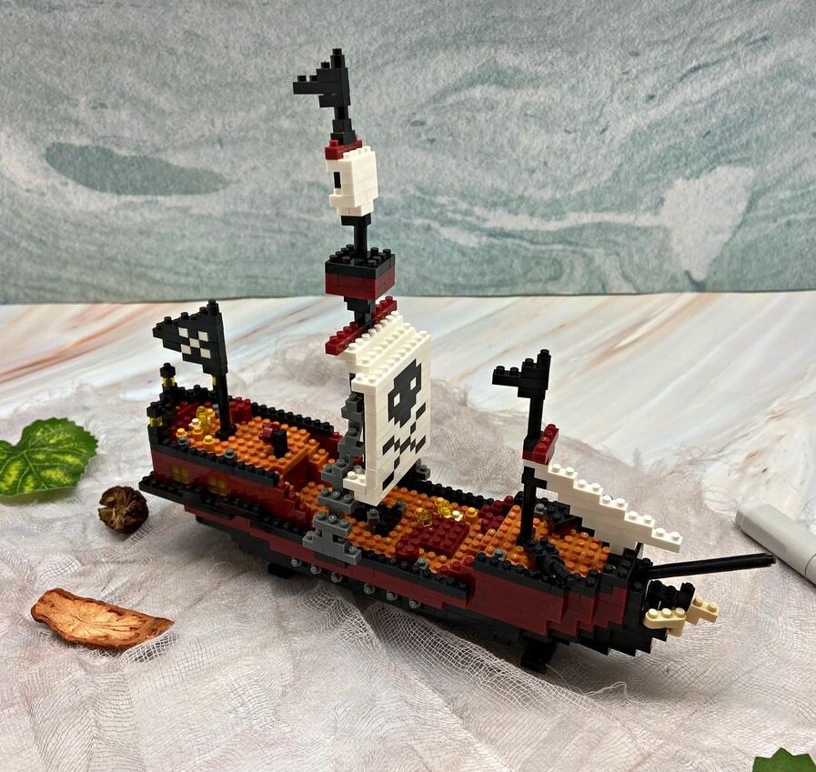 Конструктор 3Д из миниблоков RTOY Пиратский корабль, 780 деталей - WL66505