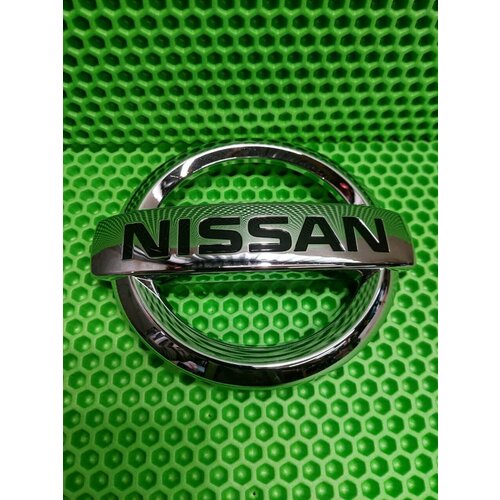 Эмблема лейбл шильдик на решетку радиатора Nissan Qashqai J11 628904EA0A 2990₽
