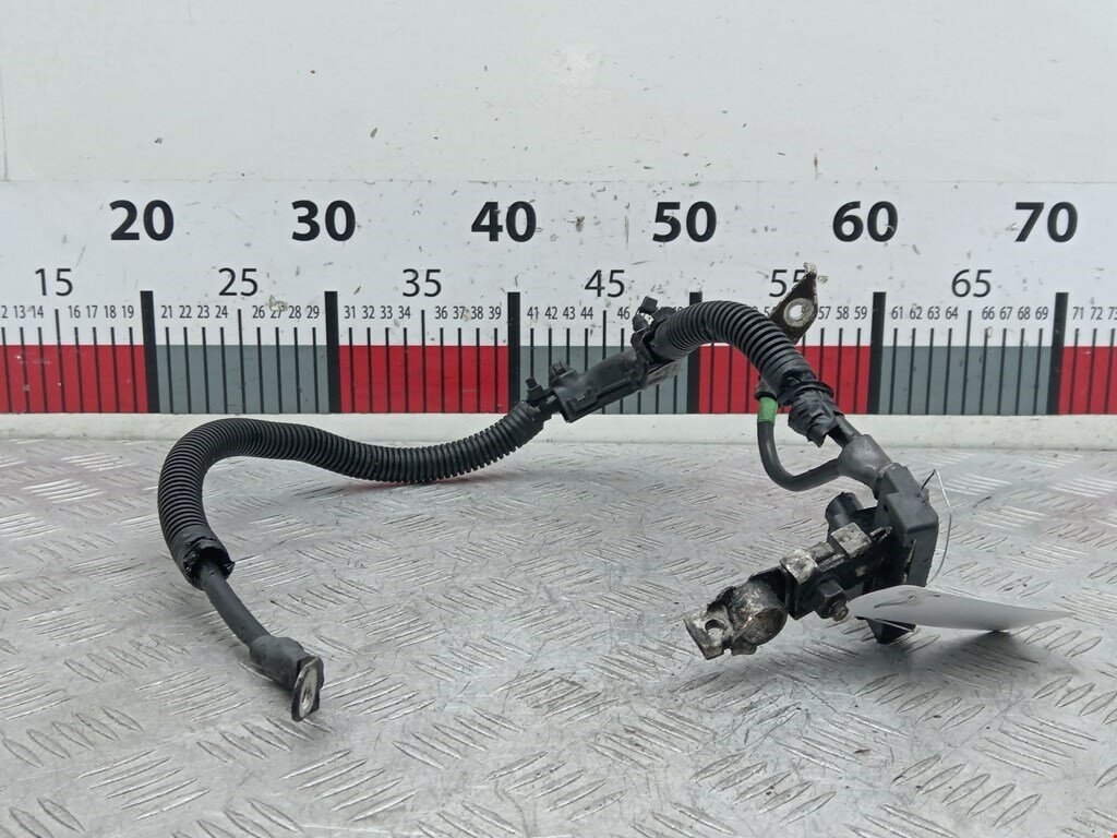Клемма аккумулятора минус Toyota Avensis 3 (T270) 8281505270 арт. 2010197