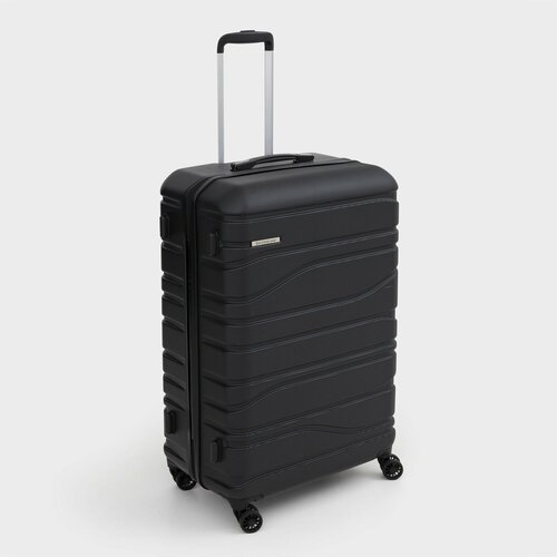 Чемодан Kuchenland размер L черный 9990₽