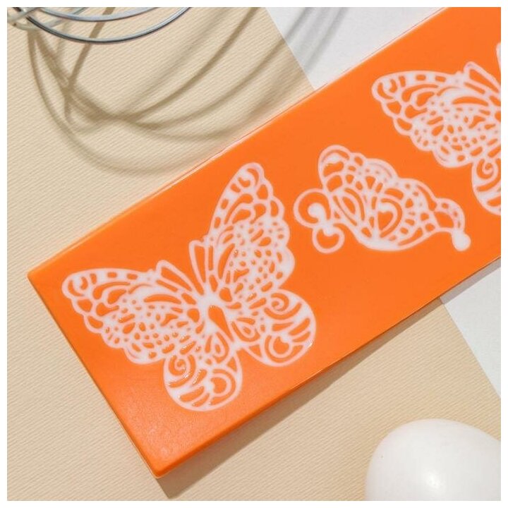 Силиконовый коврик для айсинга Доляна «Бабочки», 19×6 см, цвет микс