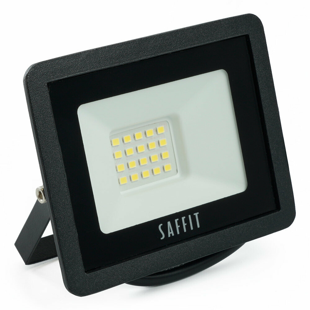 Светодиодный прожектор SAFFIT SFL90-20 2835SMD, 20W 6400K AC220V/50Hz IP65, черный в компактном корпусе 55064 - фотография № 4