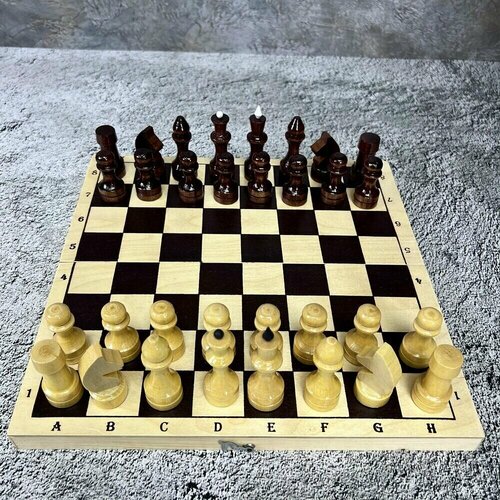 Шахматы деревянные лакированные, обиходные 29х29 см. шахматы обиходные лакированные с доской размер игрового поля 29х29
