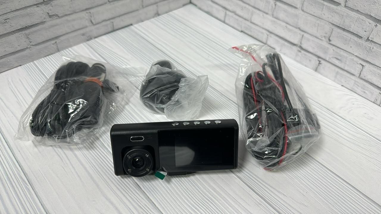 Видеорегистратор Blak Box для автомобиля с 3 камерами, ночной съемкой и широким углом обзора, регистратор автомобильный, черный