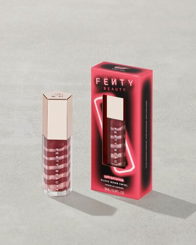 Изображение товара Fenty Beauty блеск для губ Gloss Bomb Swirl Twisted Lip Luminizer Sweet RiRi