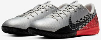 Обувь для зала NIKE VAPOR XIII ACADEMY NJR. размер 27. длина стопы 16 см.