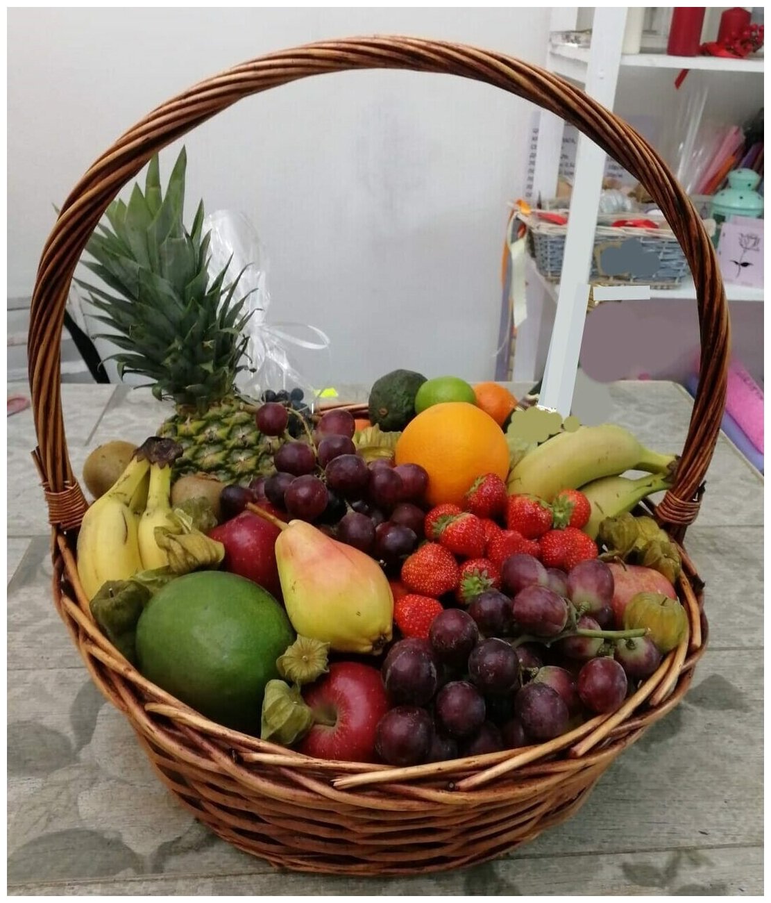 Корзина фруктов и ягод, 40 см, большая