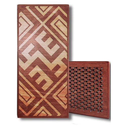 фото Доска садху красная славянские знаки - 1, размер 31x14, шаг гвоздей 10 мм чакра