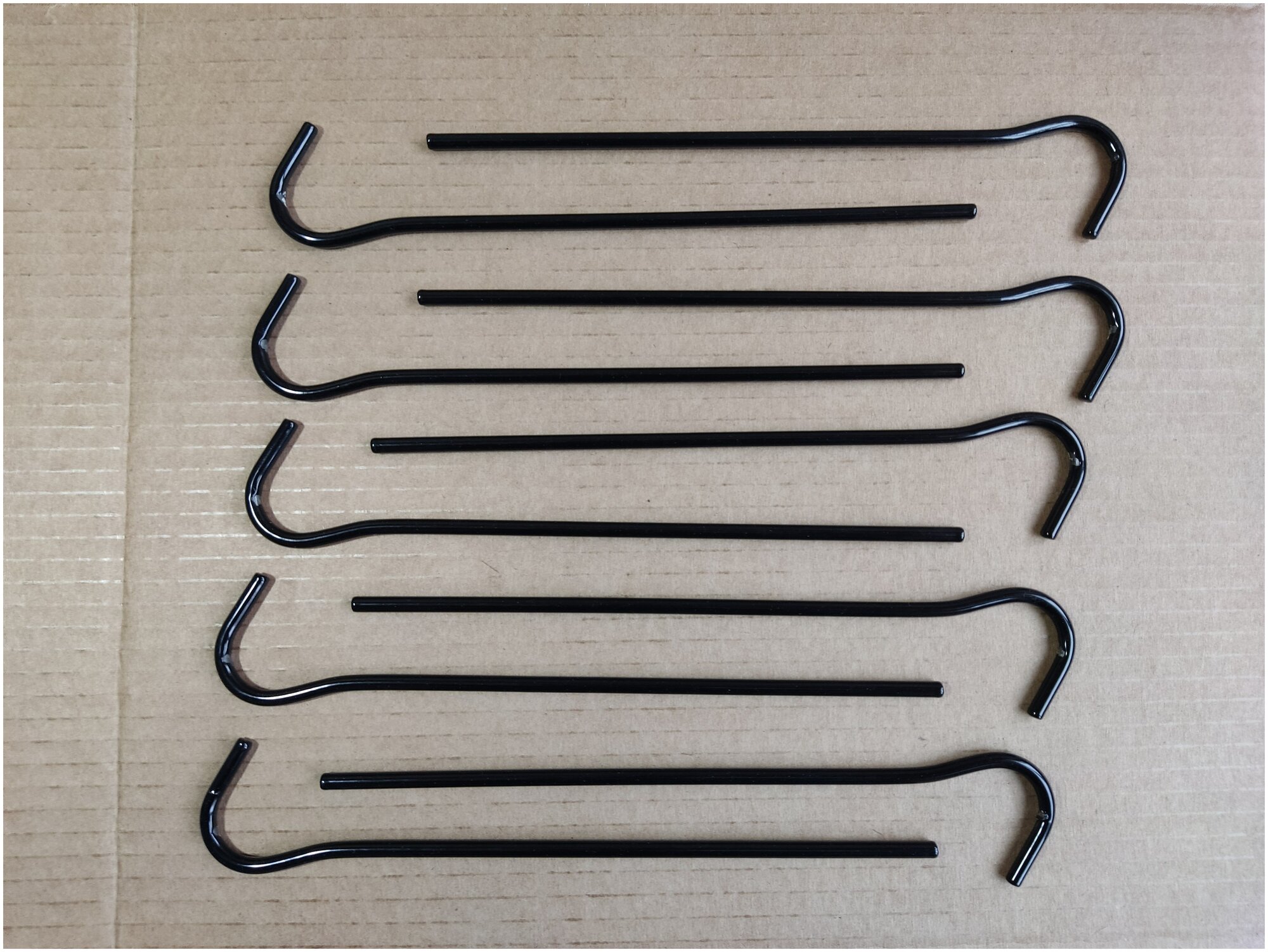 фото Колышки стальные окрашенные 4 мм 20 см (черный)