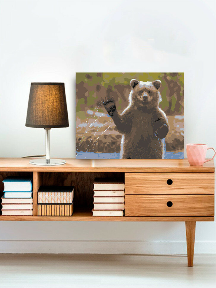 Картина по номерам "Медведь у реки" — фото 1