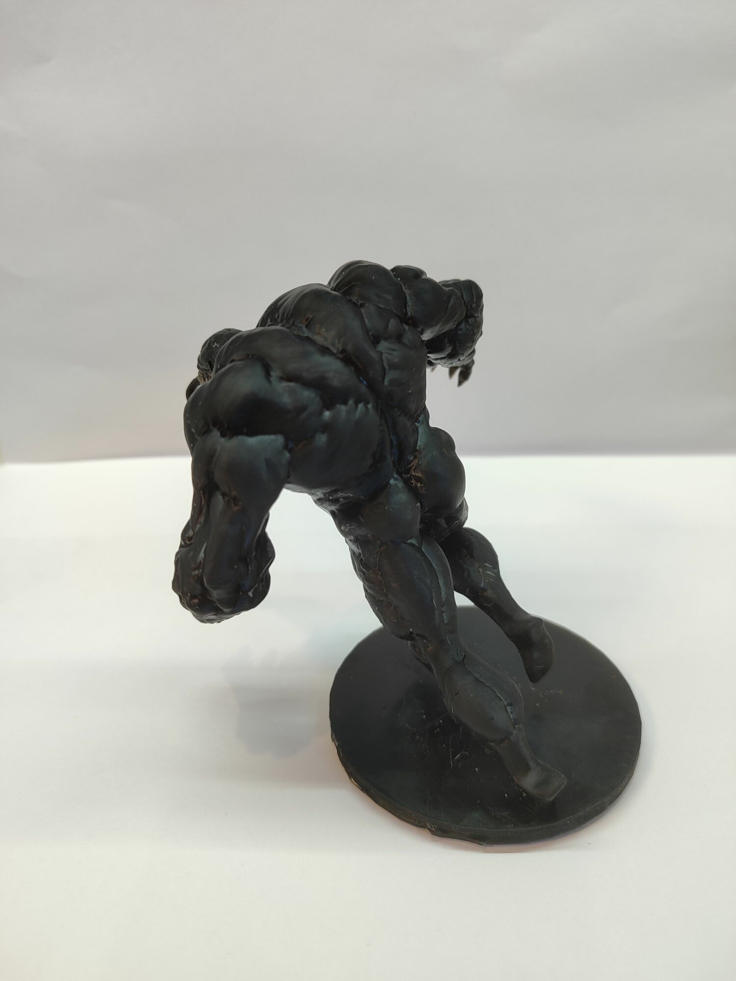 Фигурка из смолы Веном(Venom)/ Статуэтка героя Marvel (Марвел)/ дополнение к интерьеру/ Hand made — фото 1