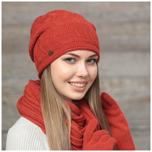 фото Шапка fomas, размер универсальный, красный