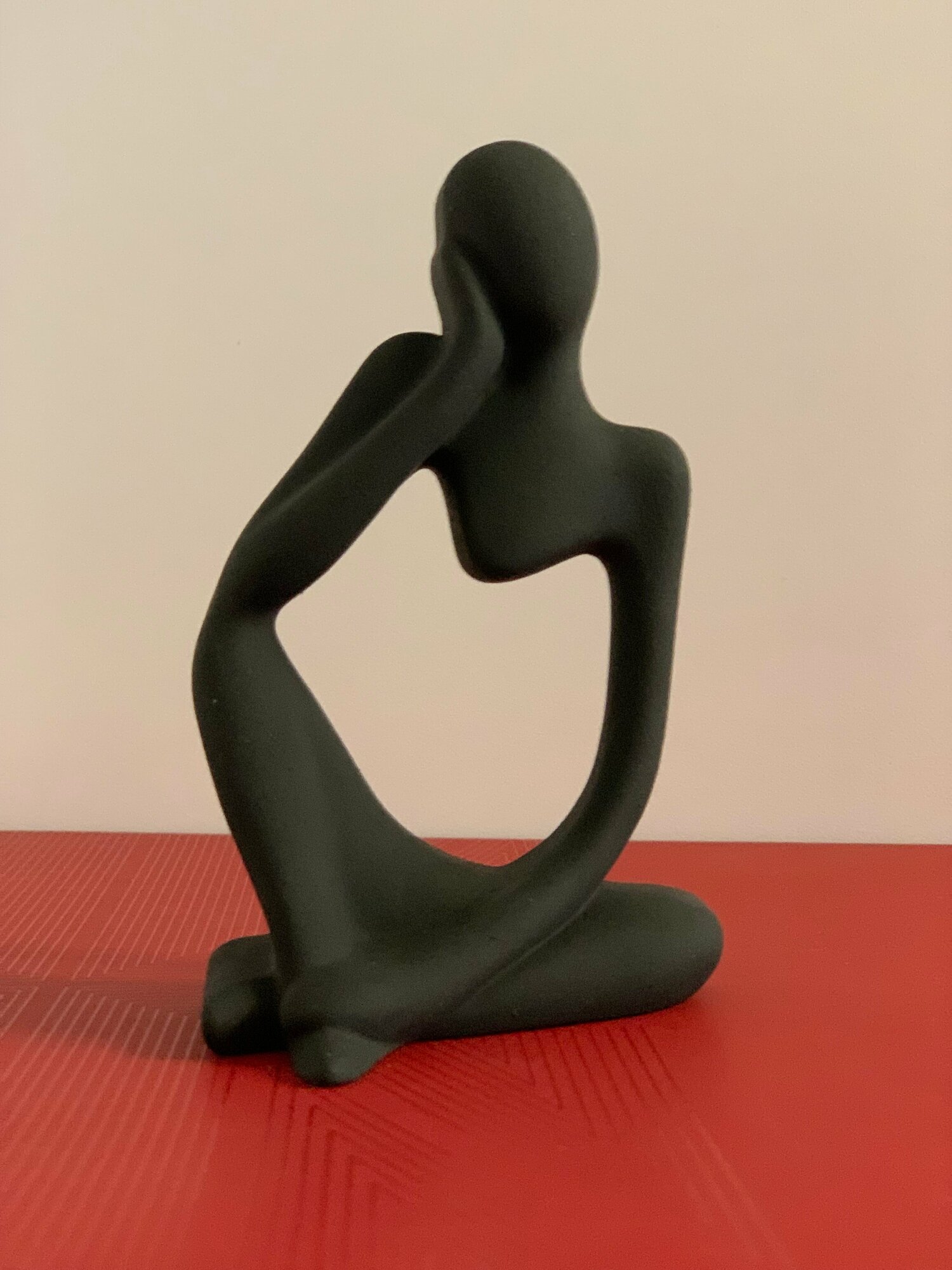 фото Статуэтка Мыслитель