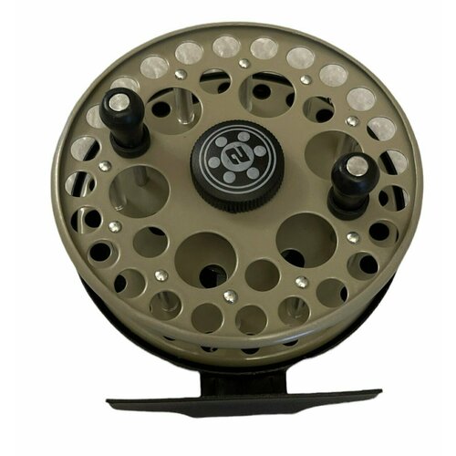 Катушка Komandor Невская XT 666, подшипников: 2