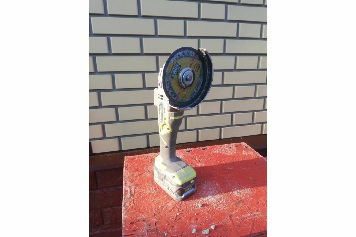 Угловая шлифовальная машина Ryobi - фото №12