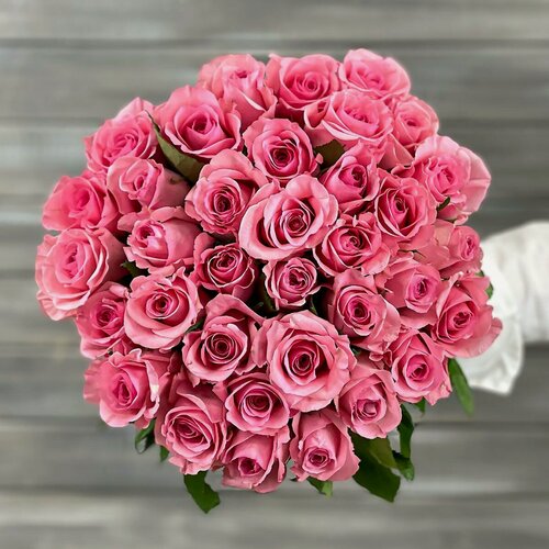 Изображение товара Букет из 35 розовых роз с лентой, 40 см, Кения, от Букет Маркет