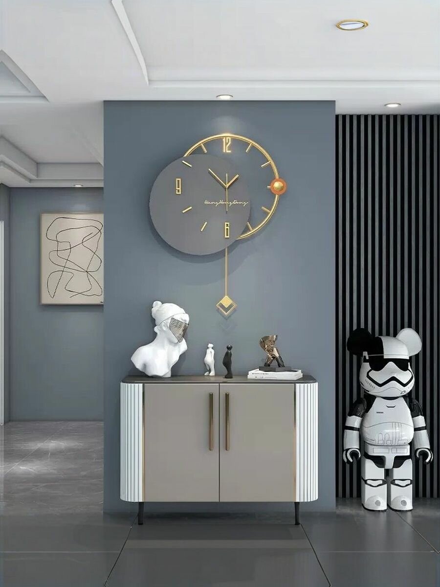 Настенные часы 68 см х 52 см