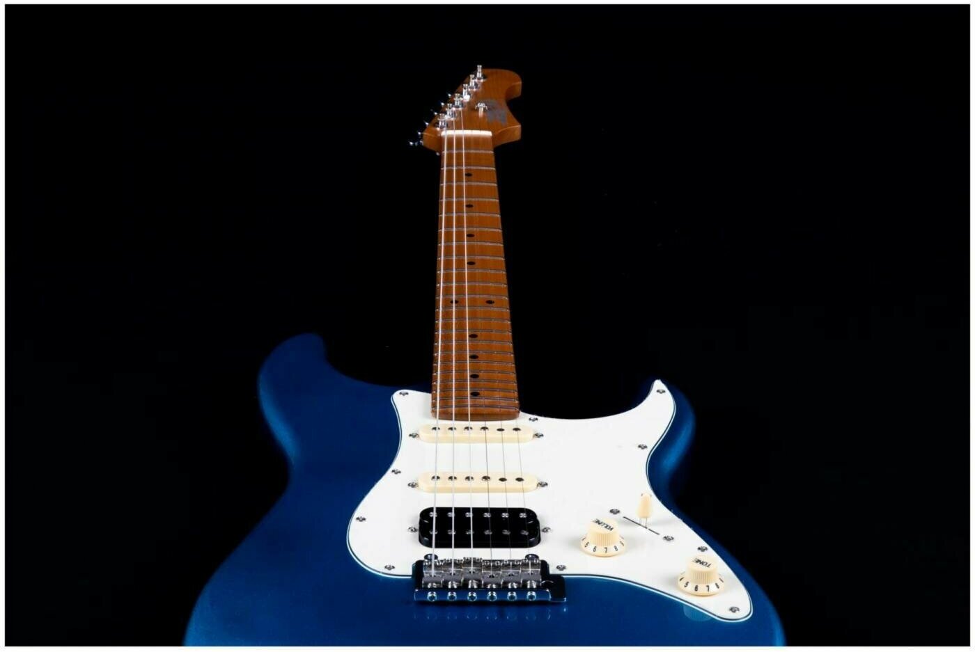 JET JS-400 - электрогитара Stratocaster