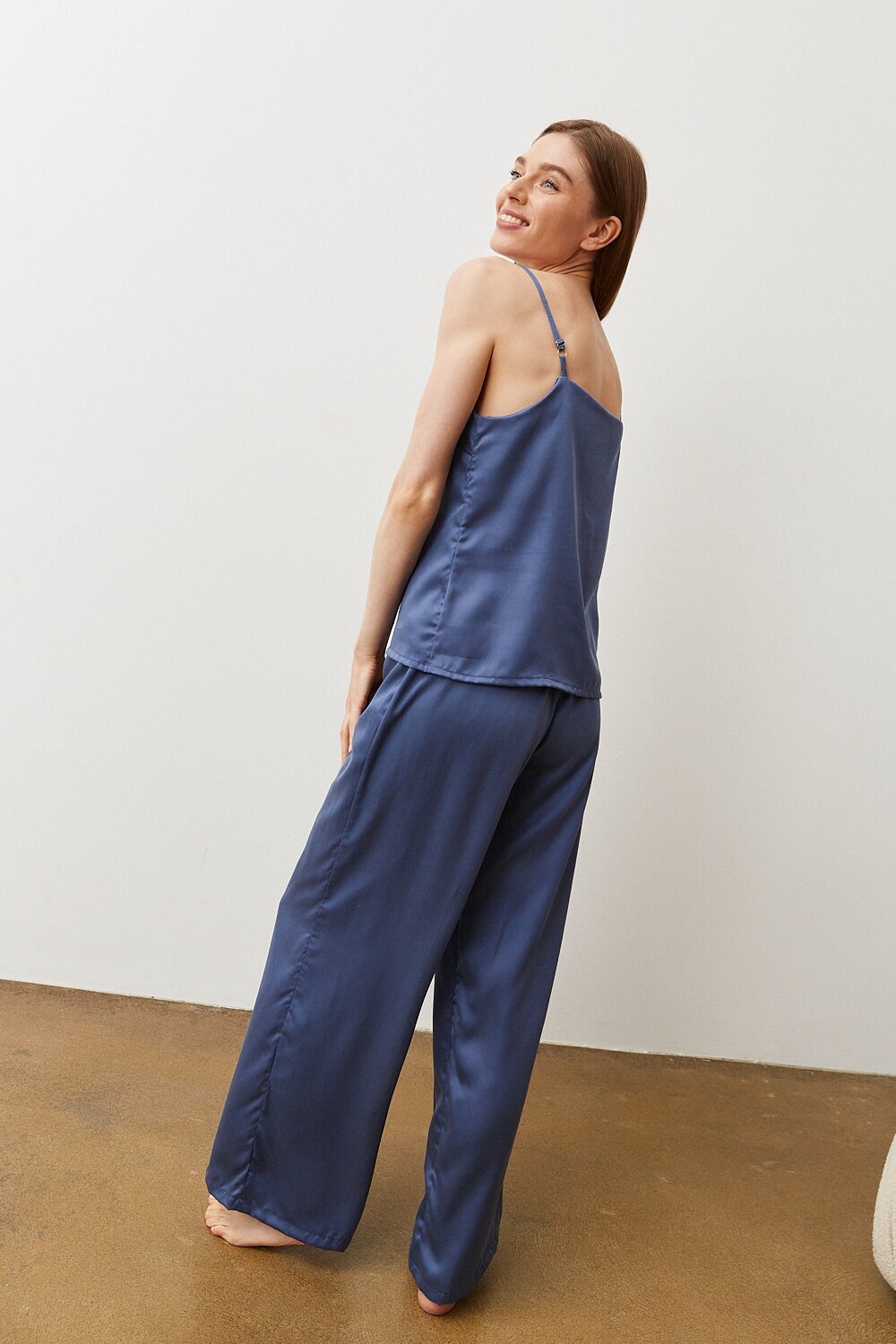 Пижама женская с брюками из тенселя Blisanna 44 размер - фотография № 6