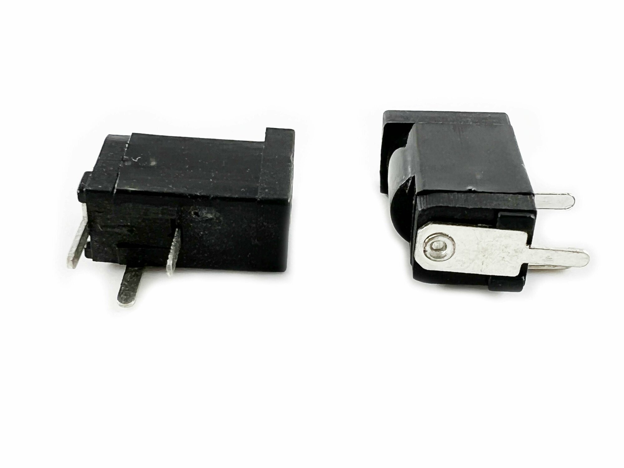 Штекер питания 3.5x1.0 мм гнездо пластик на плату ( 1 штуки) — фото 1