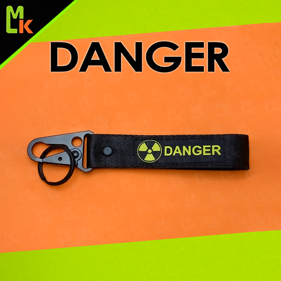 фото Мото и авто брелоки Mashinokom тканевый для ключей автомобиля с карабином, логотип опасный / DANGER