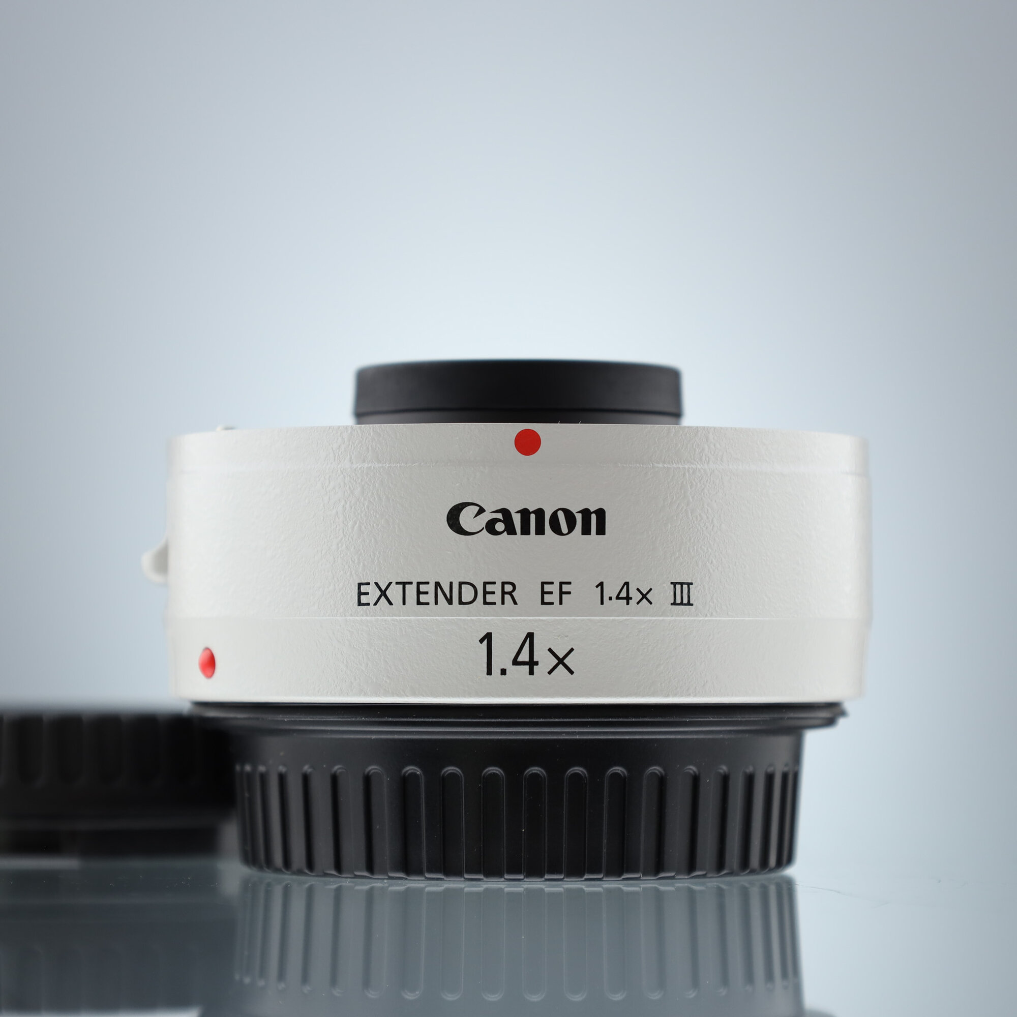 Телеконвертер Canon Extender EF 1.4x III