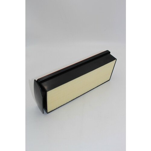 Воздушный фильтр BMW 13718518111 1100₽