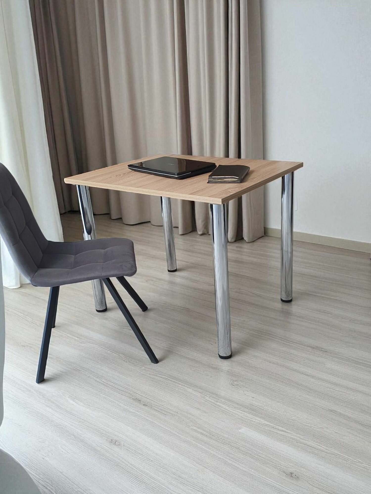 Стол компьютерный/ цвет столешницы Дуб Сонома, 90*70 см. Ножки хром.