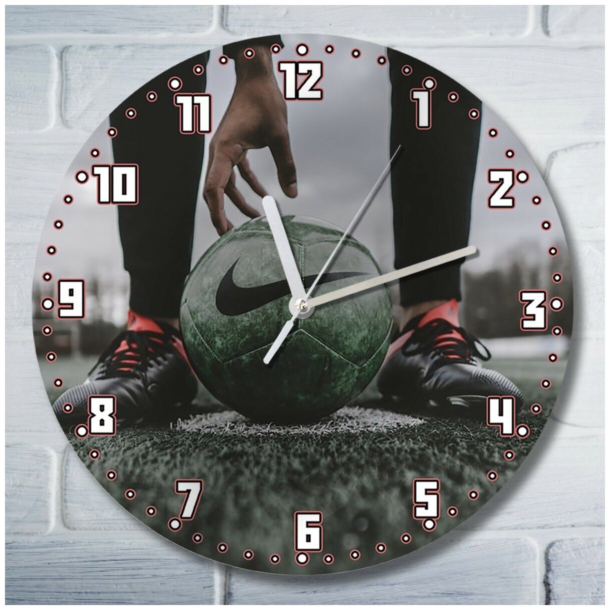 Настенные часы УФ Спорт футбол (интерьер, стадион, мяч, газон, зал, бутсы) - 1309
