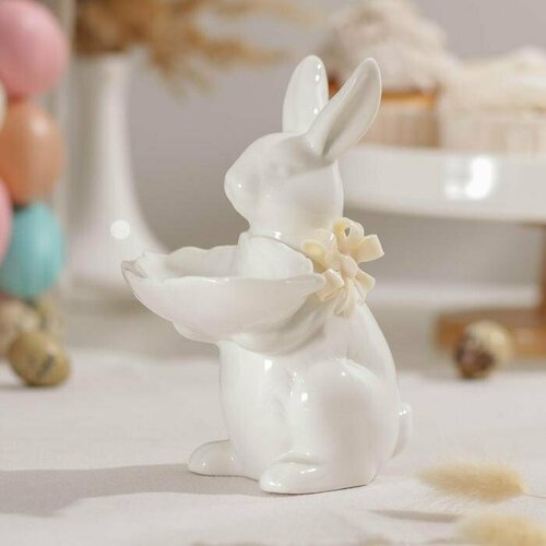 Подарки Сервировочное блюдо из керамики Зайка 16 см 2390₽