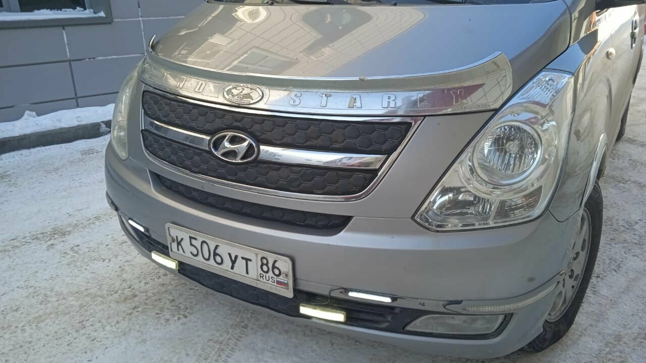 Утеплитель радиатора для Hyundai Grand Starex 2007-2015 Комплект 4 детали Дизайн Соты