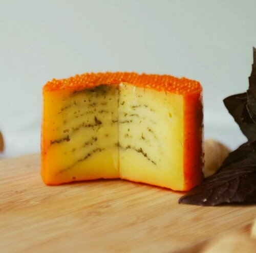 Изображение товара *Качотта с укропом* сыр ручной работы 1кг.