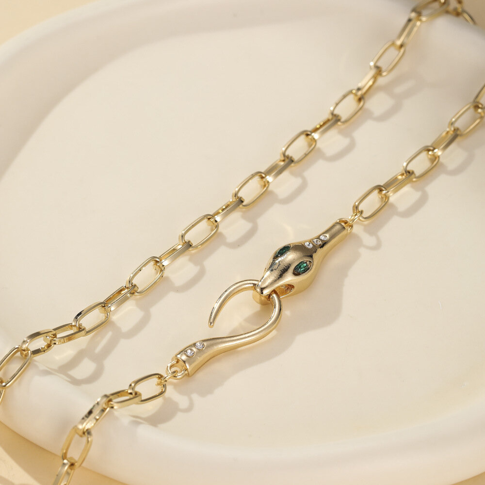 Колье, изумруд синтетический, длина 45 см, золотистый — фото 1