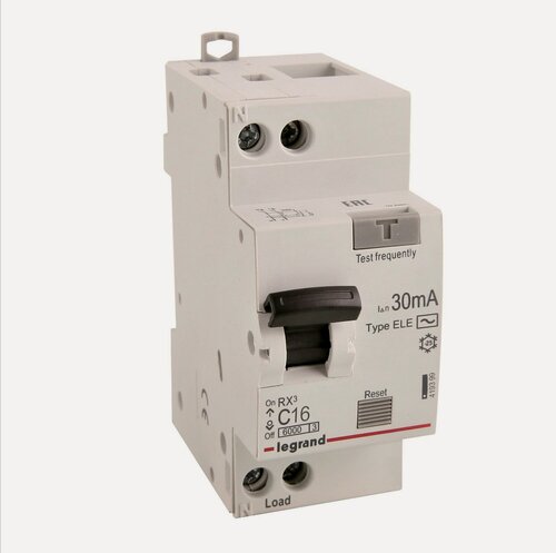 Изображение товара Legrand RX3 Дифференциальный автоматический выключатель 1P+Н 30мА 16А (AC) 419399