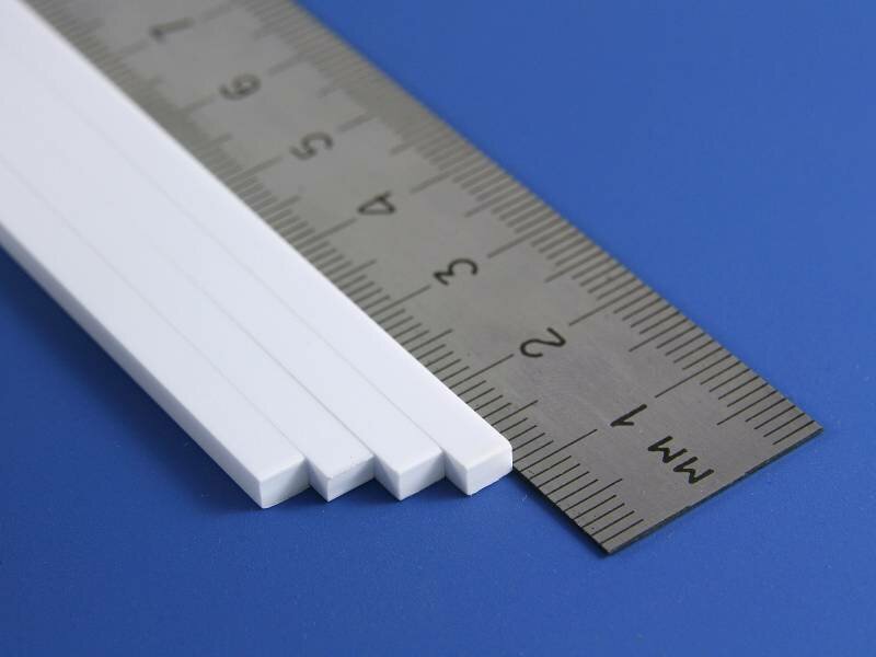 Полоска пластиковая 2.5х4.0 мм, 7 шт
