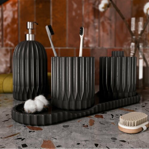 Набор аксессуаров для ванной комнаты 