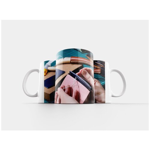 фото Кружка "кожаное ремесло, рука, оборудование" 320 мл lotsprints