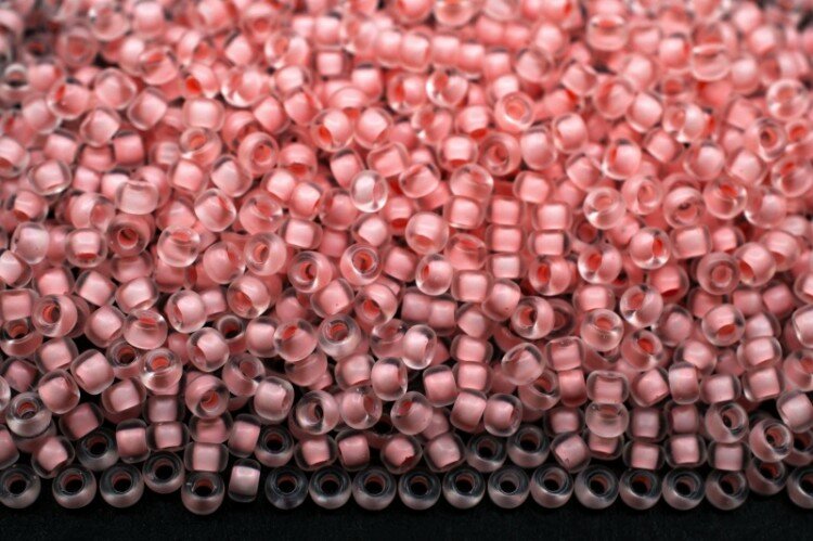 Бисер японский MIYUKI круглый 11/0 #1934 хрусталь/розовый, полуматовый/окрашенный изнутри, 10 грамм