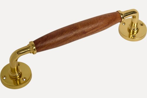 Изображение товара Левша Ручка-скоба (коллекция) L.Baskerville BRISTOL мц.225мм дер. LB-231 Латунь У2-1009. З