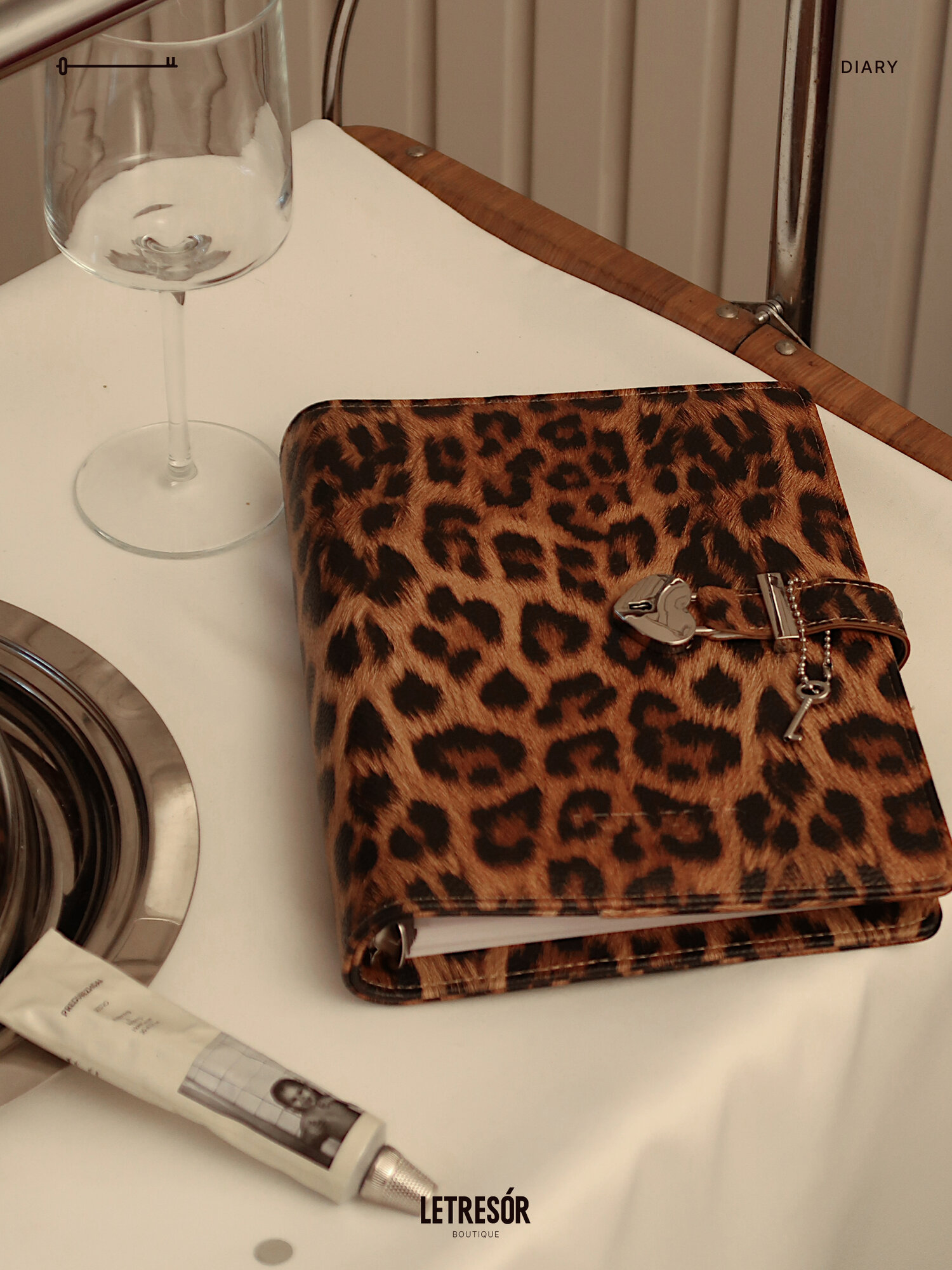 Ежедневник LETRESOR, недатированный, А5, мягкий переплет, замок с ключом, леопардовый