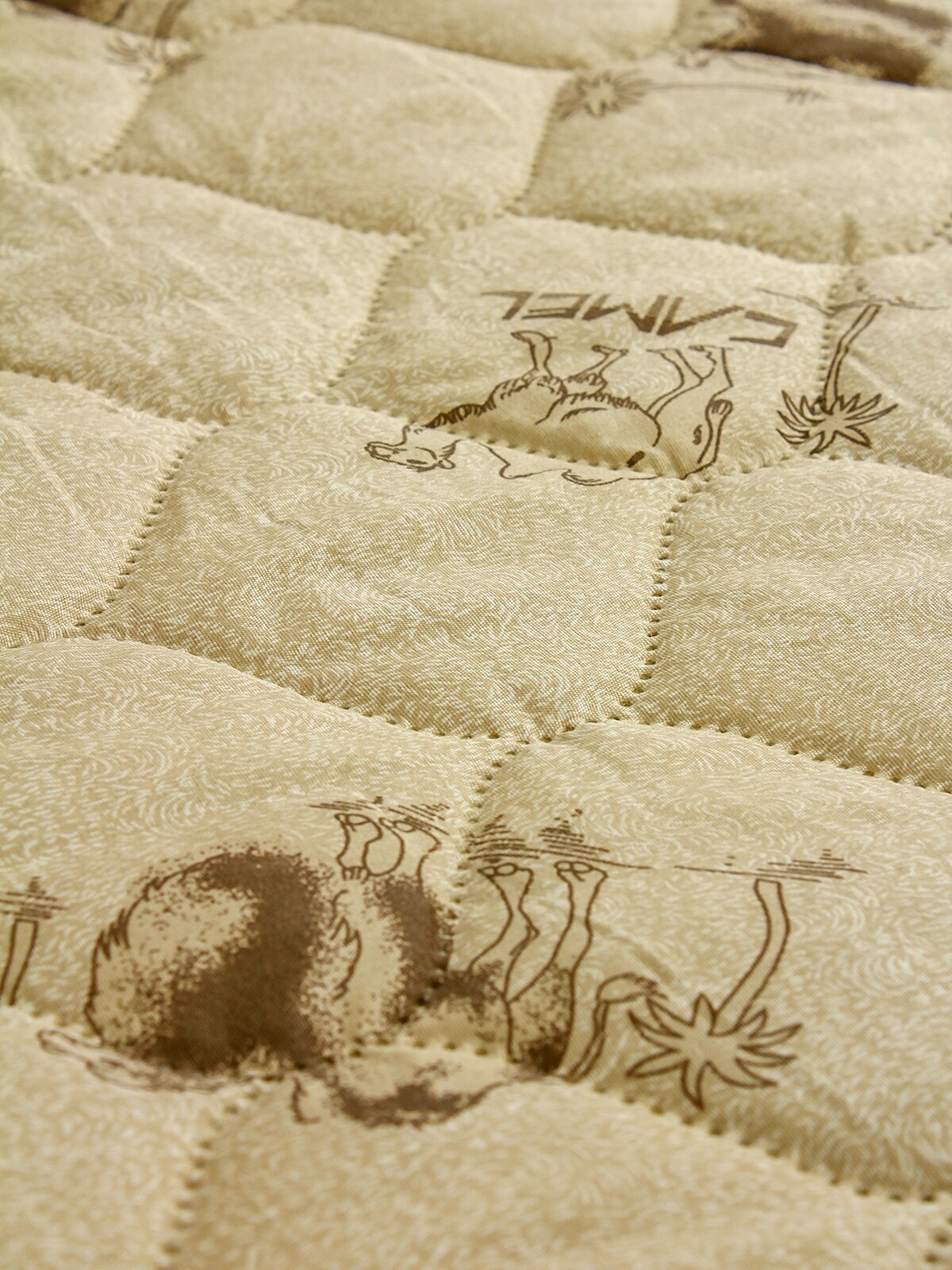 Одеяло "Верблюжья шерсть" облегченное, Евро размер, в полиэстере, плотность 150 г/м2 - фотография № 9