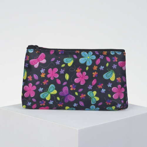 фото Косметичка черный нет бренда