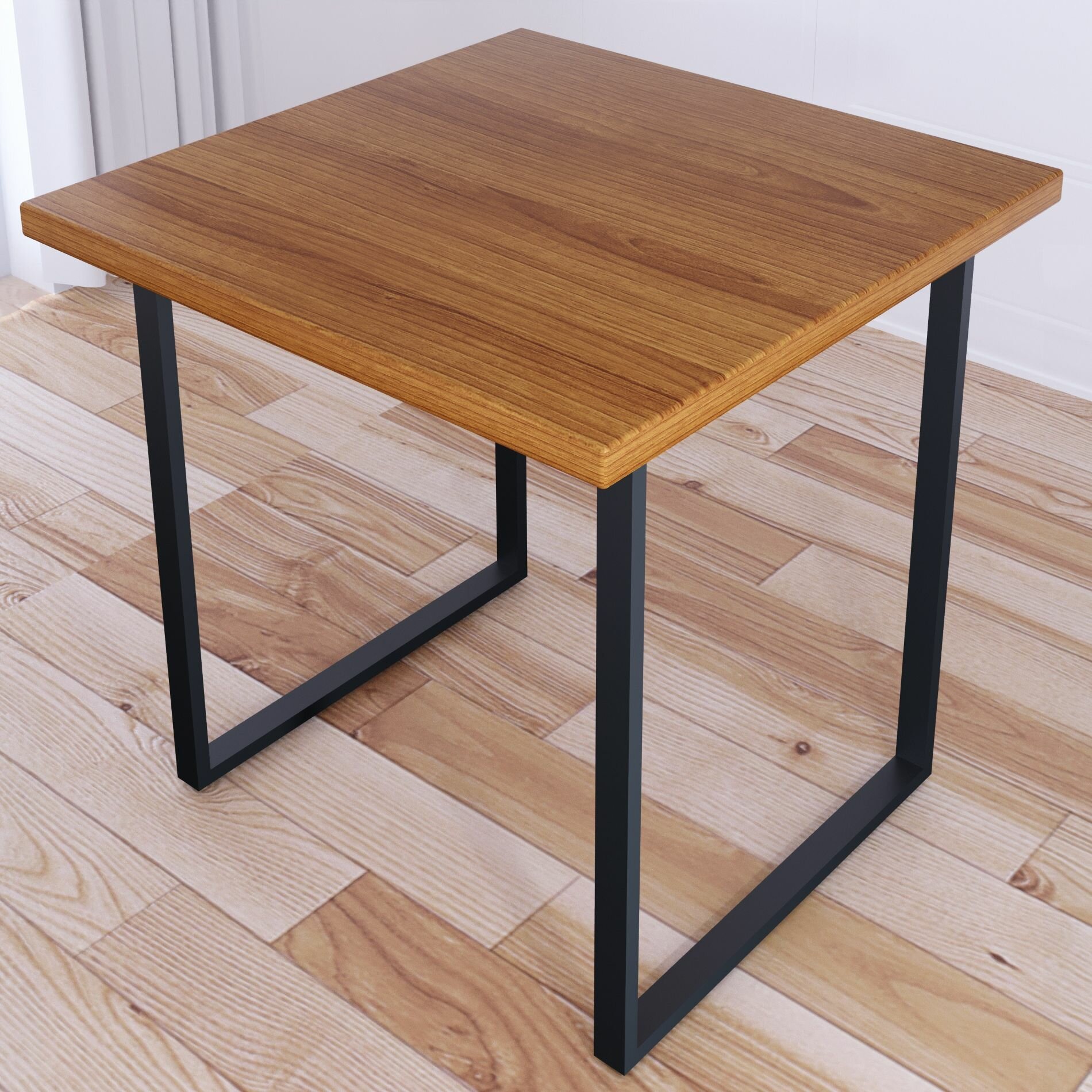 Стол кухонный Loft с квадратной столешницей цвета ольхи из массива сосны 40 мм и черными металлическими ножками, 70х70х75 см
