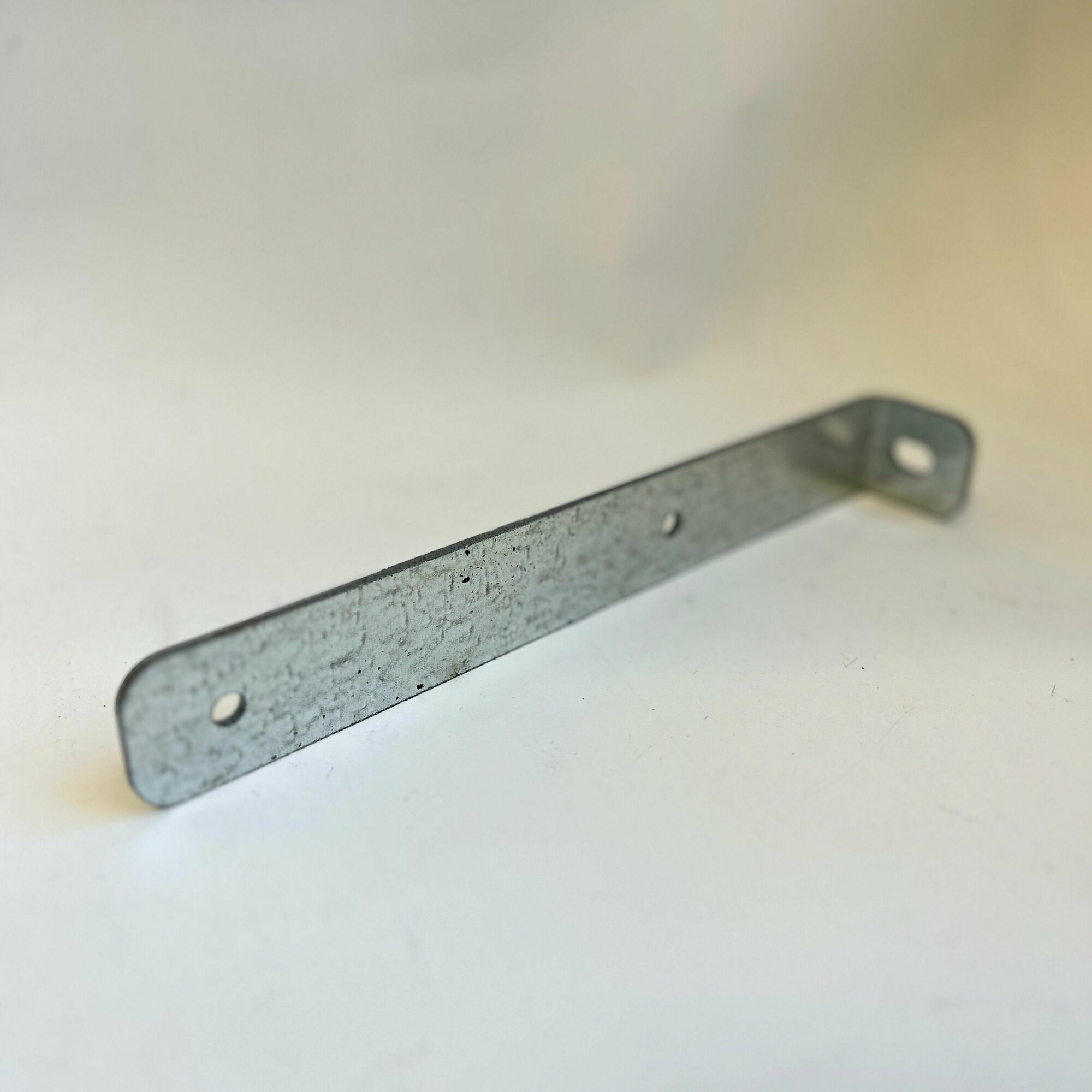 фото Кронштейн крепления крыла для прицепа (R15-R16) Спутник