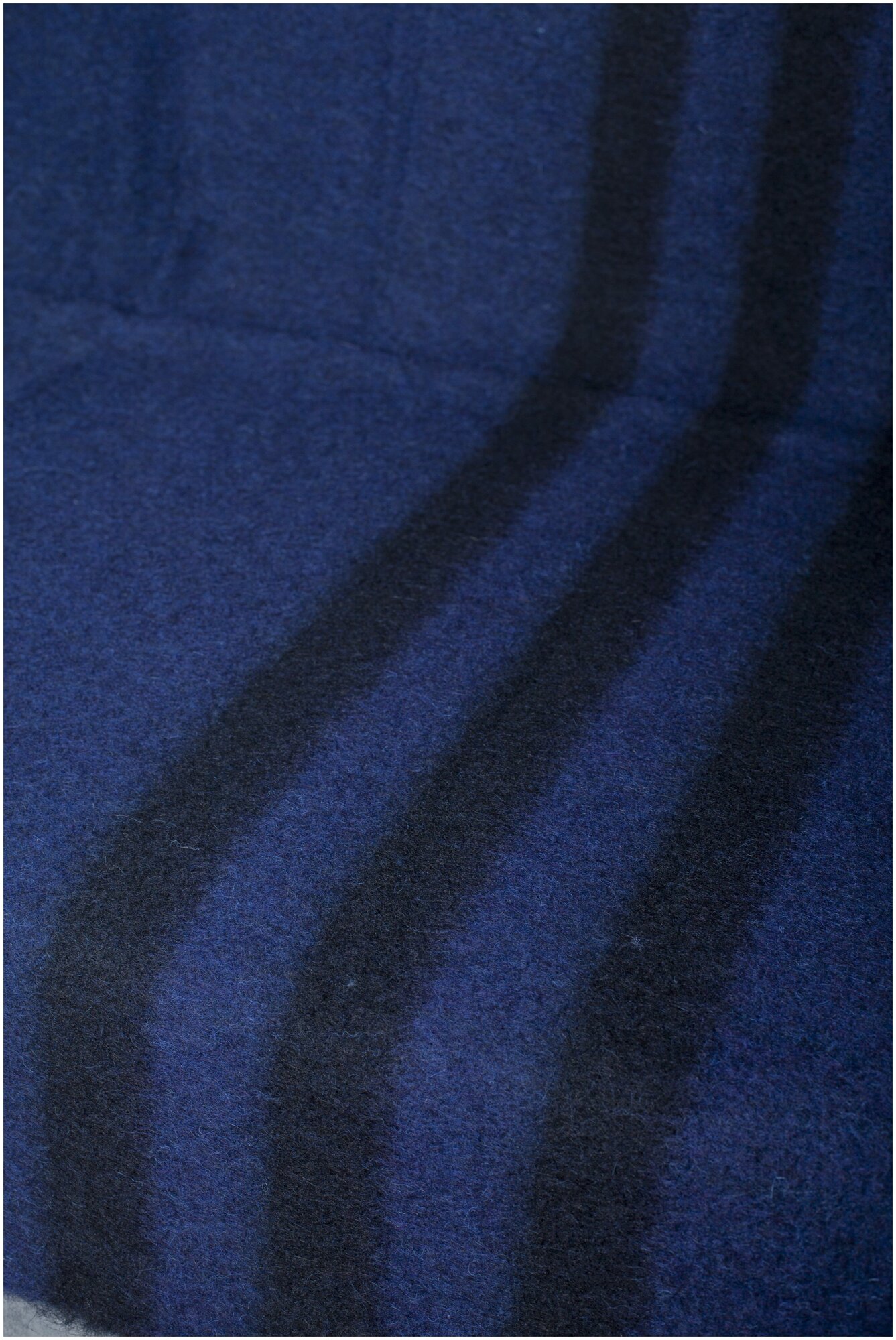 Одеяло плед шерстяное туристическое, овечья шерсть от 70%, 205*130 см, синий / одеяло для кемпинга / одеяло для дачи / одеяло в палатку - фотография № 5