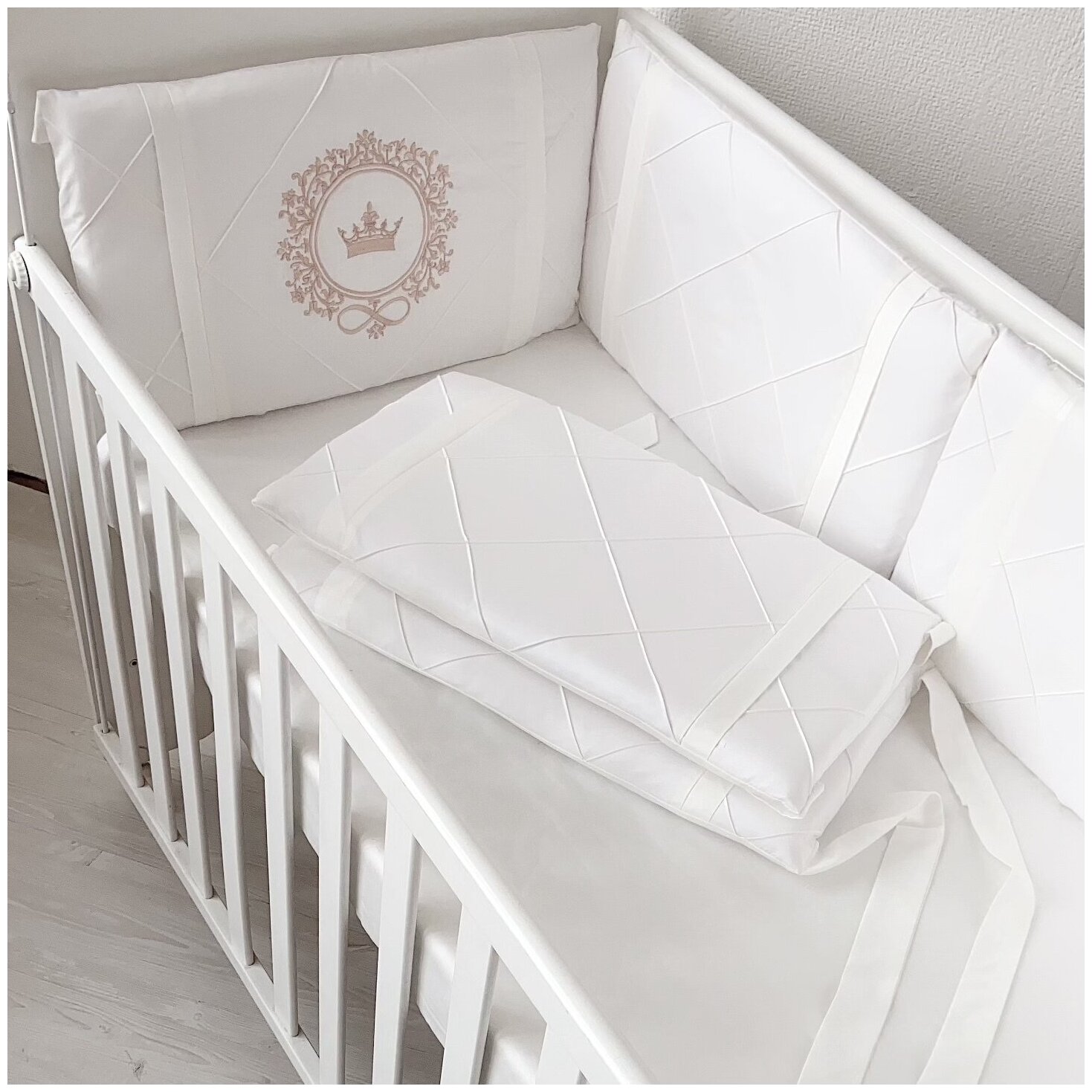 Бортики в детскую кроватку для новорожденного "Снежный" 3 подушки в прямоугольную кроватку 120*60 см