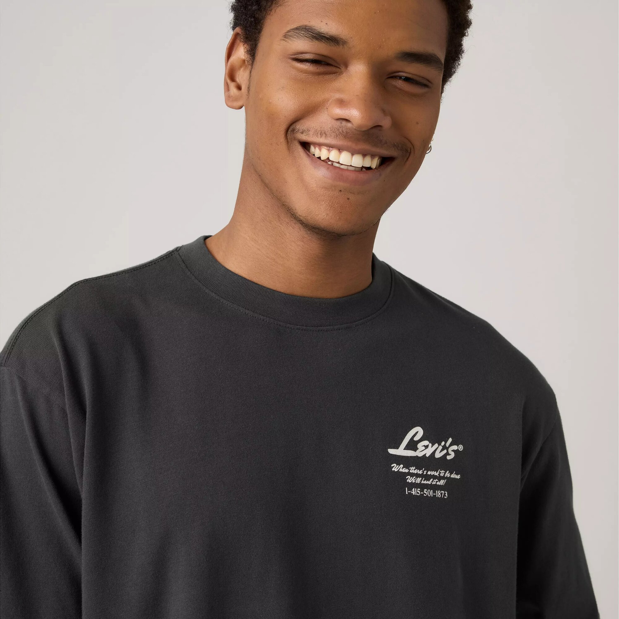 Футболка Levi's Graphic Tee, размер XL, черный — фото 1