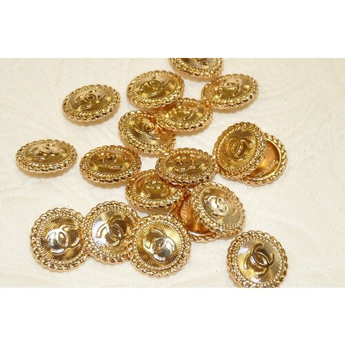 Пуговица Chanel золотая 21 мм 1 шт в наборе (к-12)