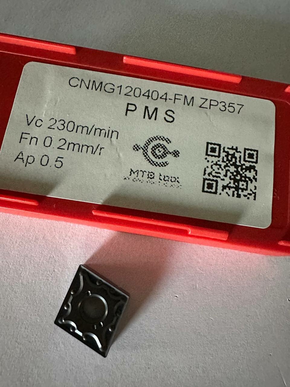 Твердосплавная Пластина CNMG120404-FM ZP357, для токарных станков, 12х4 мм